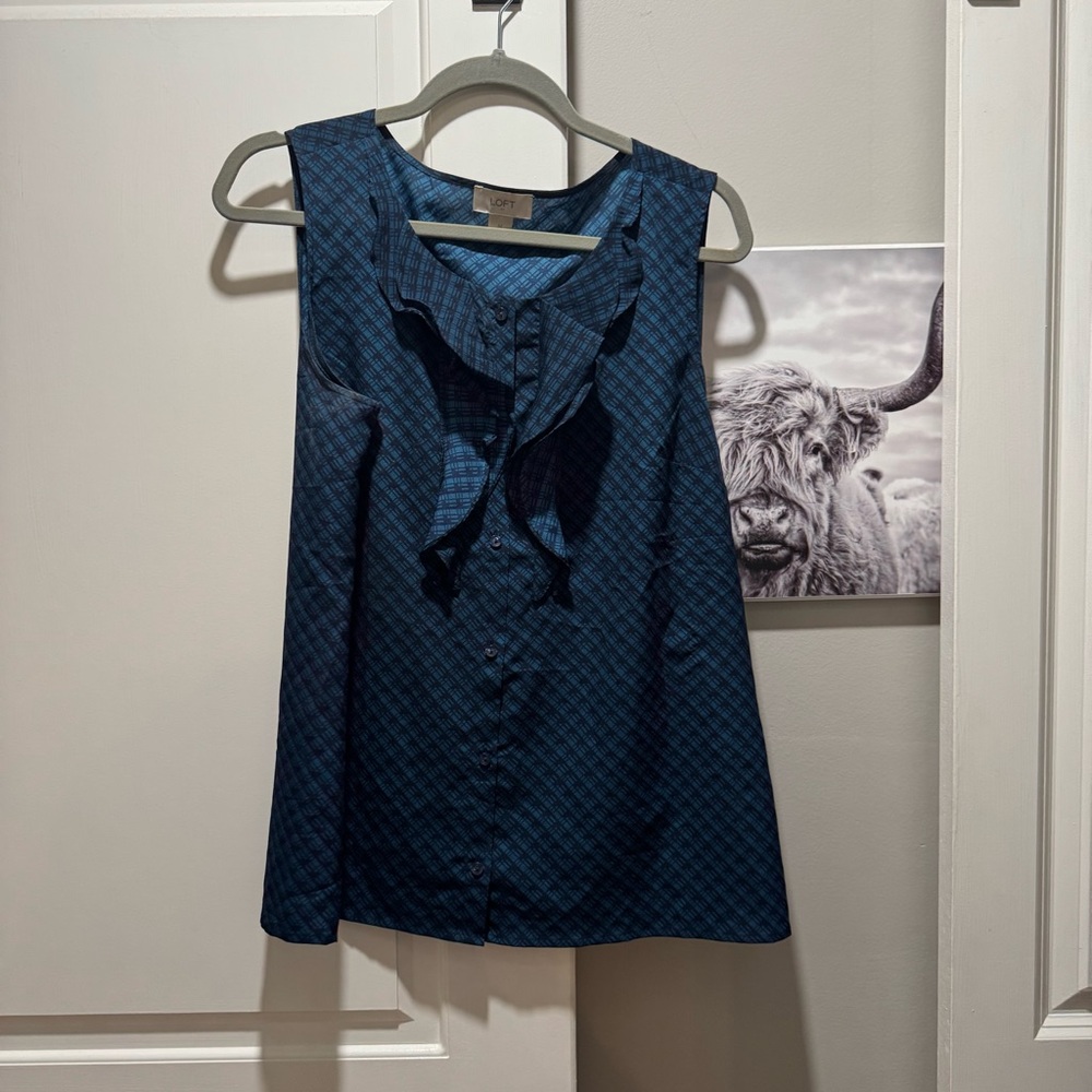 Loft dressy tank top